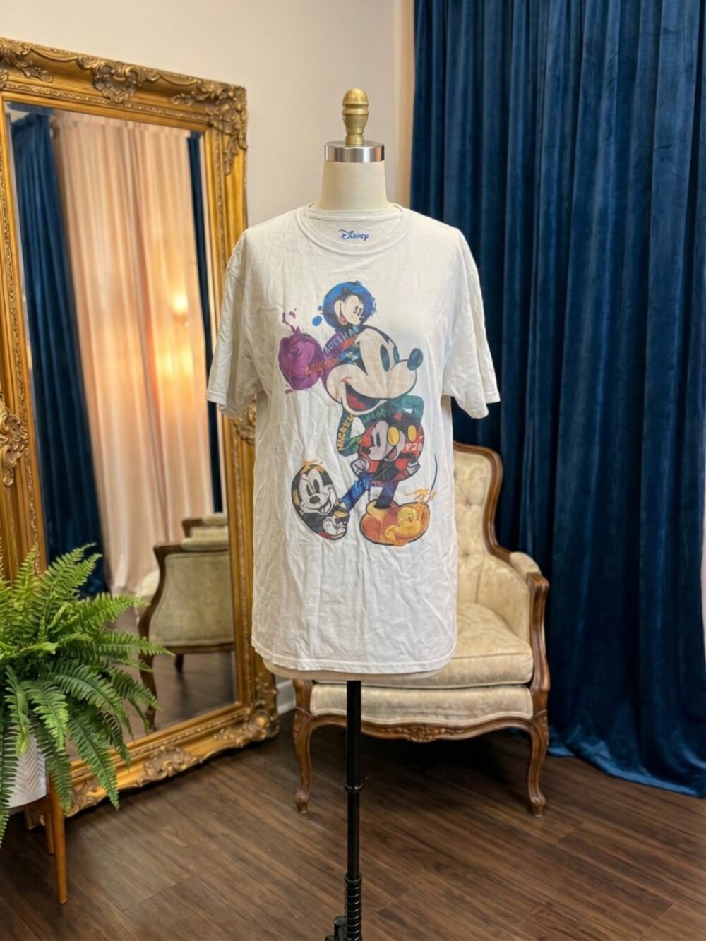 Disney Mickey Mouse American Original 1928 Graphic T-Shirt L